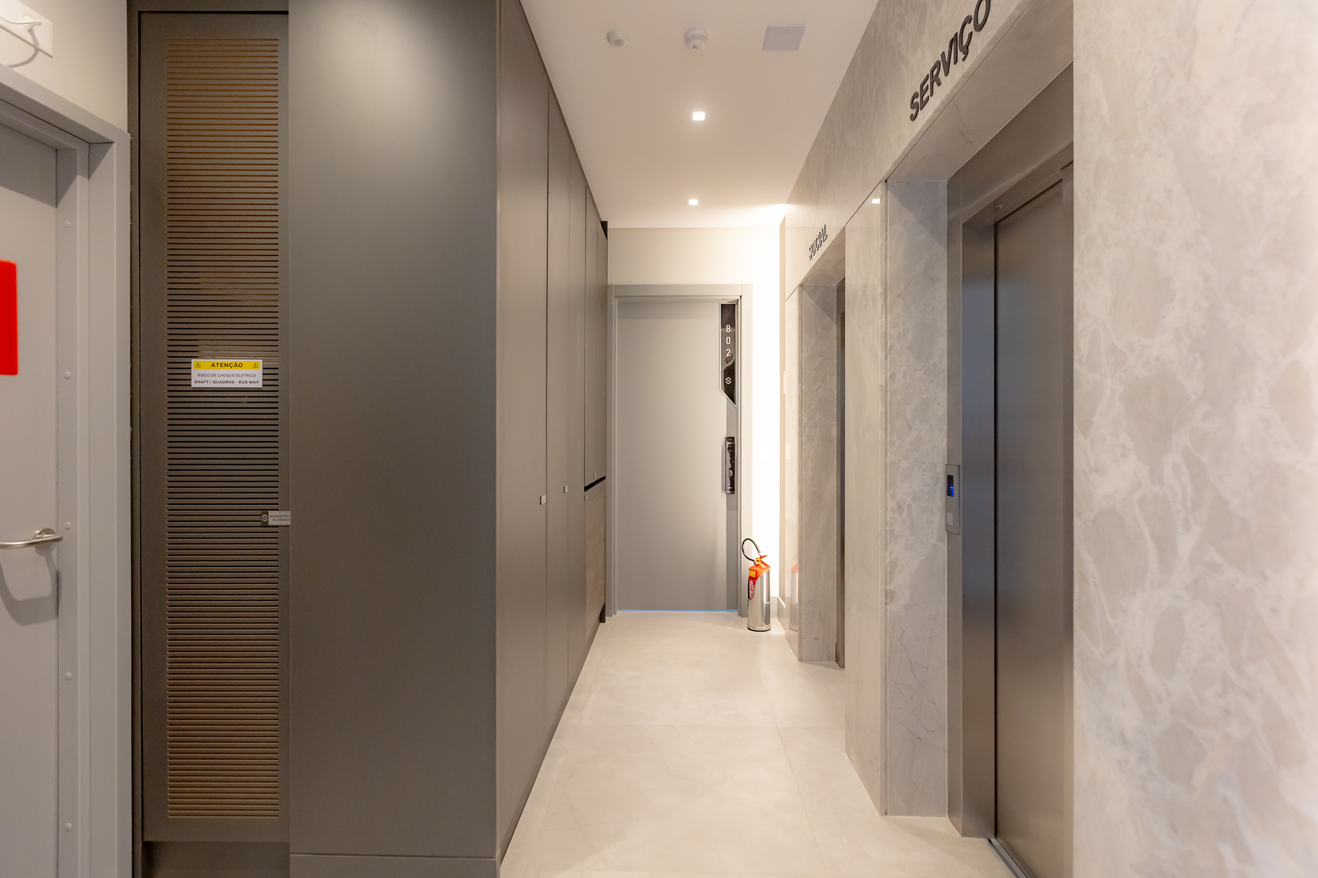 06.hall andar 06.hall andar