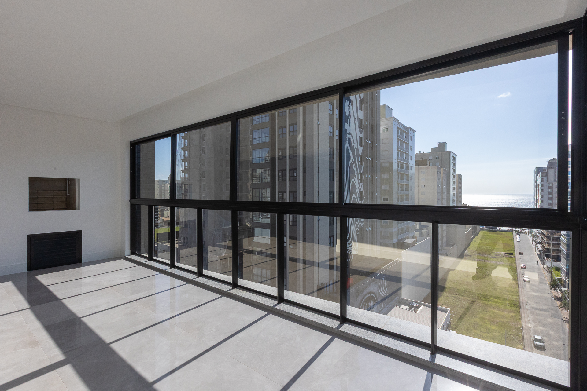 12.sala para esquerda. 12.sala para esquerda.