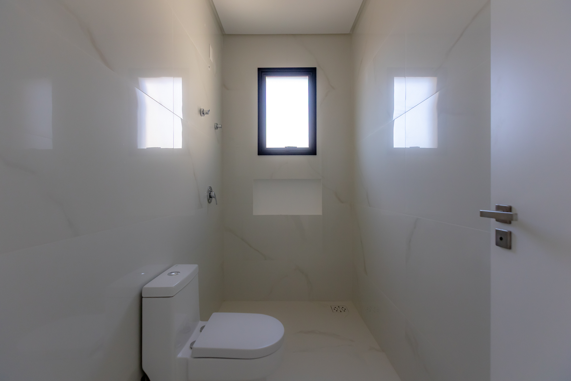 35.bwc suite.02. 35.bwc suite.02.