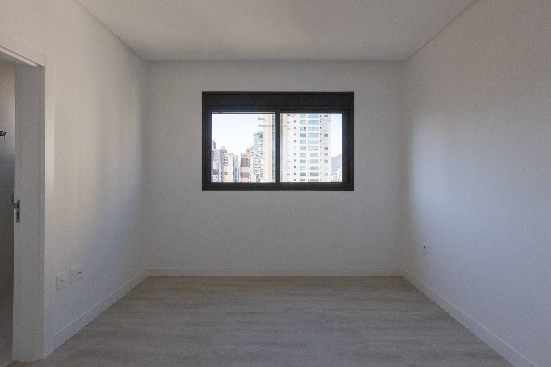 43.suite 04 43.suite 04